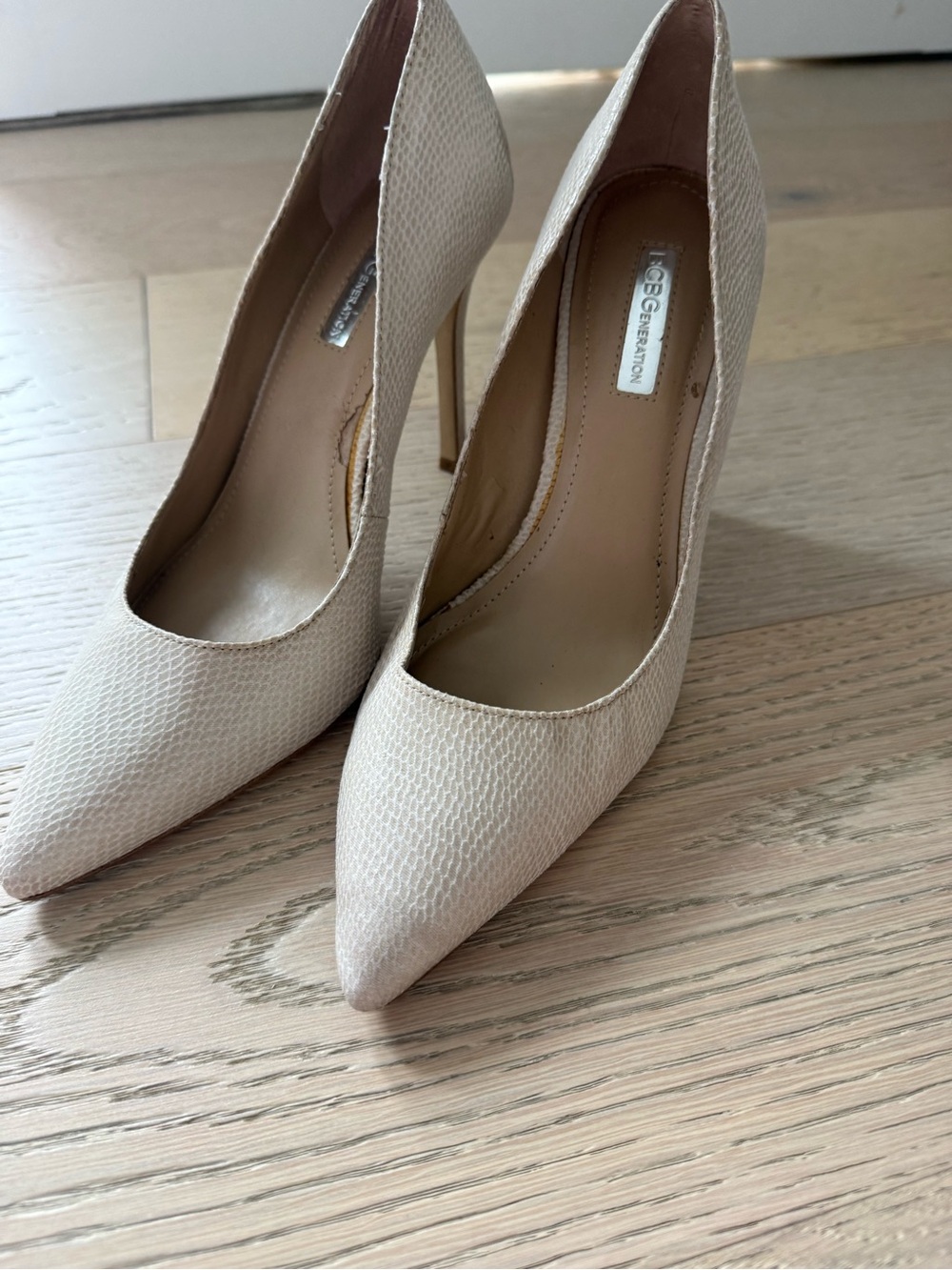 BCBGeneration Beige/Nude Textured Pointed-Toe Stiletto Pumps